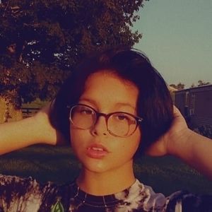 Meet your Posher, Joan